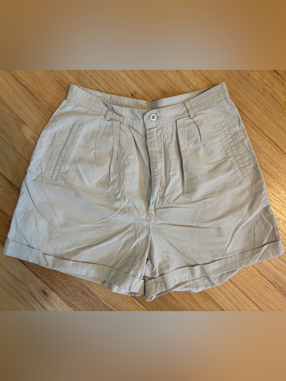 Vintage J. Crew High-Rise pleated shorts | Size 12 (fits like a 6)